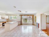 https://images.listonce.com.au/custom/160x/listings/390-chesterville-road-bentleigh-east-vic-3165/804/01636804_img_10.jpg?6Eu697BCbsc