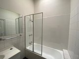 https://images.listonce.com.au/custom/160x/listings/390-riversdale-road-hawthorn-east-vic-3123/781/01702781_img_05.jpg?JoeTgvByxm0