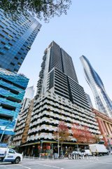 https://images.listonce.com.au/custom/160x/listings/3905200-spencer-street-melbourne-vic-3000/988/01701988_img_01.jpg?wB9rwt8pyKc