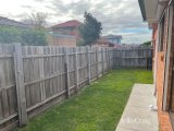 https://images.listonce.com.au/custom/160x/listings/391-pender-street-thornbury-vic-3071/178/01849178_img_10.jpg?jhIAbXnVSVo