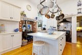 https://images.listonce.com.au/custom/160x/listings/392-mount-dandenong-road-croydon-vic-3136/997/01927997_img_05.jpg?4tho2gRCZ2I