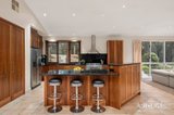 https://images.listonce.com.au/custom/160x/listings/392-old-warrandyte-road-ringwood-north-vic-3134/297/01895297_img_09.jpg?k5AORL_POJw