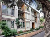 https://images.listonce.com.au/custom/160x/listings/393-glenhuntly-road-elwood-vic-3184/929/01793929_img_06.jpg?N5zpVRBsPxU