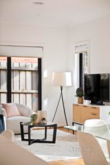 https://images.listonce.com.au/custom/160x/listings/393-hull-road-croydon-vic-3136/335/01737335_img_03.jpg?OuccMrR8YRg