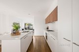 https://images.listonce.com.au/custom/160x/listings/393-hull-road-croydon-vic-3136/335/01737335_img_04.jpg?36oTS0ZQwsk