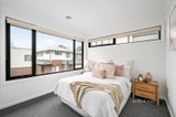 https://images.listonce.com.au/custom/160x/listings/393-hull-road-croydon-vic-3136/335/01737335_img_11.jpg?VRI3m2gr5-Y