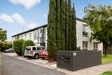 https://images.listonce.com.au/custom/160x/listings/394-primrose-street-essendon-vic-3040/941/01905941_img_02.jpg?gACYEN8FMIw