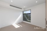 https://images.listonce.com.au/custom/160x/listings/395-bible-street-eltham-vic-3095/358/01973358_img_07.jpg?380CVH5jEDw