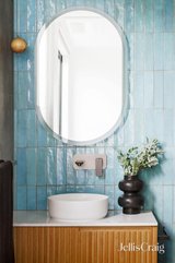 https://images.listonce.com.au/custom/160x/listings/39b-warwick-street-bentleigh-east-vic-3165/844/01947844_img_15.jpg?q1JnjNI0ObM