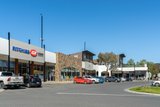 https://images.listonce.com.au/custom/160x/listings/3a-4-5-638-40-bell-street-yarra-glen-vic-3775/904/01579904_img_01.jpg?Jyf_26XPYjU