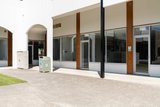 https://images.listonce.com.au/custom/160x/listings/3a-4-5-638-40-bell-street-yarra-glen-vic-3775/904/01579904_img_09.jpg?WgK_lGdzJrM