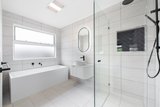 https://images.listonce.com.au/custom/160x/listings/3a-huxley-avenue-mulgrave-vic-3170/129/01974129_img_07.jpg?tkLCjqoCAcI