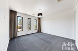 https://images.listonce.com.au/custom/160x/listings/3a-nicholls-road-ormond-vic-3204/636/01603636_img_12.jpg?c8r-qacs5NU