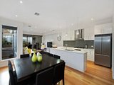 https://images.listonce.com.au/custom/160x/listings/3a-wendora-street-strathmore-vic-3041/607/00847607_img_04.jpg?7rsZ5bOULFI