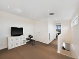 https://images.listonce.com.au/custom/160x/listings/3a-wendora-street-strathmore-vic-3041/607/00847607_img_07.jpg?isPq3I6Y_FQ