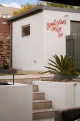 https://images.listonce.com.au/custom/160x/listings/3b-wendora-street-strathmore-vic-3041/416/01422416_img_17.jpg?xH52WexXAdo