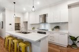 https://images.listonce.com.au/custom/160x/listings/3b-yaralla-road-bentleigh-east-vic-3165/250/00725250_img_04.jpg?oWG3EJcjxGg