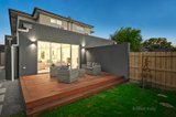 https://images.listonce.com.au/custom/160x/listings/3b-yaralla-road-bentleigh-east-vic-3165/250/00725250_img_07.jpg?OBMI-Re6aYg