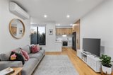 https://images.listonce.com.au/custom/160x/listings/3b2-nina-court-bentleigh-east-vic-3165/348/01433348_img_03.jpg?-K_8jqBlGSg
