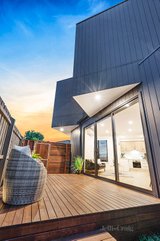 https://images.listonce.com.au/custom/160x/listings/3b2-nina-court-bentleigh-east-vic-3165/766/00886766_img_13.jpg?vcPRQUSmGhM