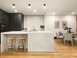 https://images.listonce.com.au/custom/160x/listings/3d9-beach-street-port-melbourne-vic-3207/148/01088148_img_05.jpg?dUltNChumHg