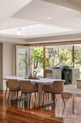 https://images.listonce.com.au/custom/160x/listings/4-6-omeo-parade-warranwood-vic-3134/500/01972500_img_08.jpg?6NRIAQ7y8Dw