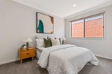 https://images.listonce.com.au/custom/160x/listings/4-abbie-close-lilydale-vic-3140/170/01692170_img_08.jpg?GOT4quOnjU0