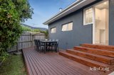 https://images.listonce.com.au/custom/160x/listings/4-aminga-court-croydon-vic-3136/891/01847891_img_11.jpg?UntBgmt4LC0