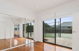 https://images.listonce.com.au/custom/160x/listings/4-andelana-court-sorrento-vic-3943/999/01009999_img_08.jpg?THHe7K3-9ek