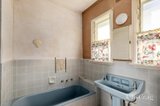 https://images.listonce.com.au/custom/160x/listings/4-aumann-court-mont-albert-north-vic-3129/836/01768836_img_07.jpg?YWUsUI27BNA