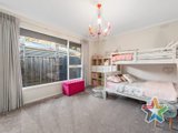 https://images.listonce.com.au/custom/160x/listings/4-balcombe-court-croydon-vic-3136/618/01525618_img_14.jpg?nOQ_Rc9YgBU