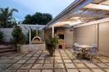 https://images.listonce.com.au/custom/160x/listings/4-banksia-street-bentleigh-east-vic-3165/852/01174852_img_19.jpg?eGBKN3evoEg