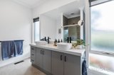 https://images.listonce.com.au/custom/160x/listings/4-bareena-court-mornington-vic-3931/313/01818313_img_10.jpg?35DMgtEYZ_A