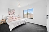 https://images.listonce.com.au/custom/160x/listings/4-barn-owl-avenue-winter-valley-vic-3358/386/01478386_img_10.jpg?Go6N-YTIt9M