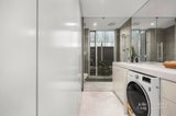 https://images.listonce.com.au/custom/160x/listings/4-beach-avenue-elwood-vic-3184/458/01781458_img_21.jpg?whRwjKF9Ui4