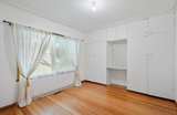 https://images.listonce.com.au/custom/160x/listings/4-beaufort-road-croydon-vic-3136/606/01605606_img_10.jpg?PF3wuUR3h_w