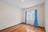 https://images.listonce.com.au/custom/160x/listings/4-beaufort-road-croydon-vic-3136/606/01605606_img_12.jpg?7iuRjNgIJ7E