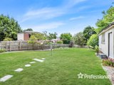 https://images.listonce.com.au/custom/160x/listings/4-beaufort-road-croydon-vic-3136/865/01525865_img_10.jpg?FyepVlDQWeA