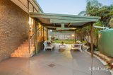 https://images.listonce.com.au/custom/160x/listings/4-beresford-close-doncaster-east-vic-3109/007/01972007_img_13.jpg?sLPUWpagjgg