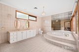 https://images.listonce.com.au/custom/160x/listings/4-berrima-road-donvale-vic-3111/533/01813533_img_08.jpg?jrRuiWAxqnY