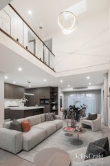 https://images.listonce.com.au/custom/160x/listings/4-bettina-street-burwood-east-vic-3151/365/01809365_img_03.jpg?LGNrXbdiYFc