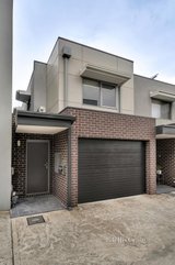 https://images.listonce.com.au/custom/160x/listings/4-bill-barry-close-brunswick-east-vic-3057/319/01204319_img_02.jpg?nxb_3XzDxtk