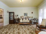 https://images.listonce.com.au/custom/160x/listings/4-birkby-street-box-hill-north-vic-3129/727/01743727_img_24.jpg?eU4UP0p7IEM