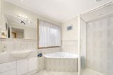 https://images.listonce.com.au/custom/160x/listings/4-blanton-drive-mulgrave-vic-3170/650/01735650_img_01.jpg?kkOyu6nJhPg