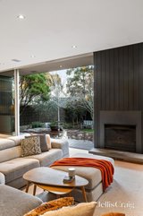 https://images.listonce.com.au/custom/160x/listings/4-blenheim-avenue-mont-albert-vic-3127/294/01739294_img_15.jpg?yrwLt-9ADKM