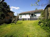 https://images.listonce.com.au/custom/160x/listings/4-box-hill-crescent-mont-albert-north-vic-3129/969/01683969_img_06.jpg?fP1N2Fq_mF4