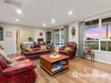 https://images.listonce.com.au/custom/160x/listings/4-boyd-close-mooroolbark-vic-3138/713/01525713_img_05.jpg?mK_YXoRjvrA