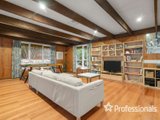 https://images.listonce.com.au/custom/160x/listings/4-boyd-close-mooroolbark-vic-3138/713/01525713_img_11.jpg?oIbjSiAKJFU