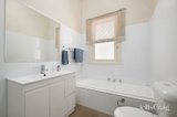 https://images.listonce.com.au/custom/160x/listings/4-bradman-avenue-mount-evelyn-vic-3796/598/01903598_img_11.jpg?8gPV-ifORmk
