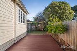 https://images.listonce.com.au/custom/160x/listings/4-bradman-avenue-mount-evelyn-vic-3796/598/01903598_img_13.jpg?OlnIIAgDFAU